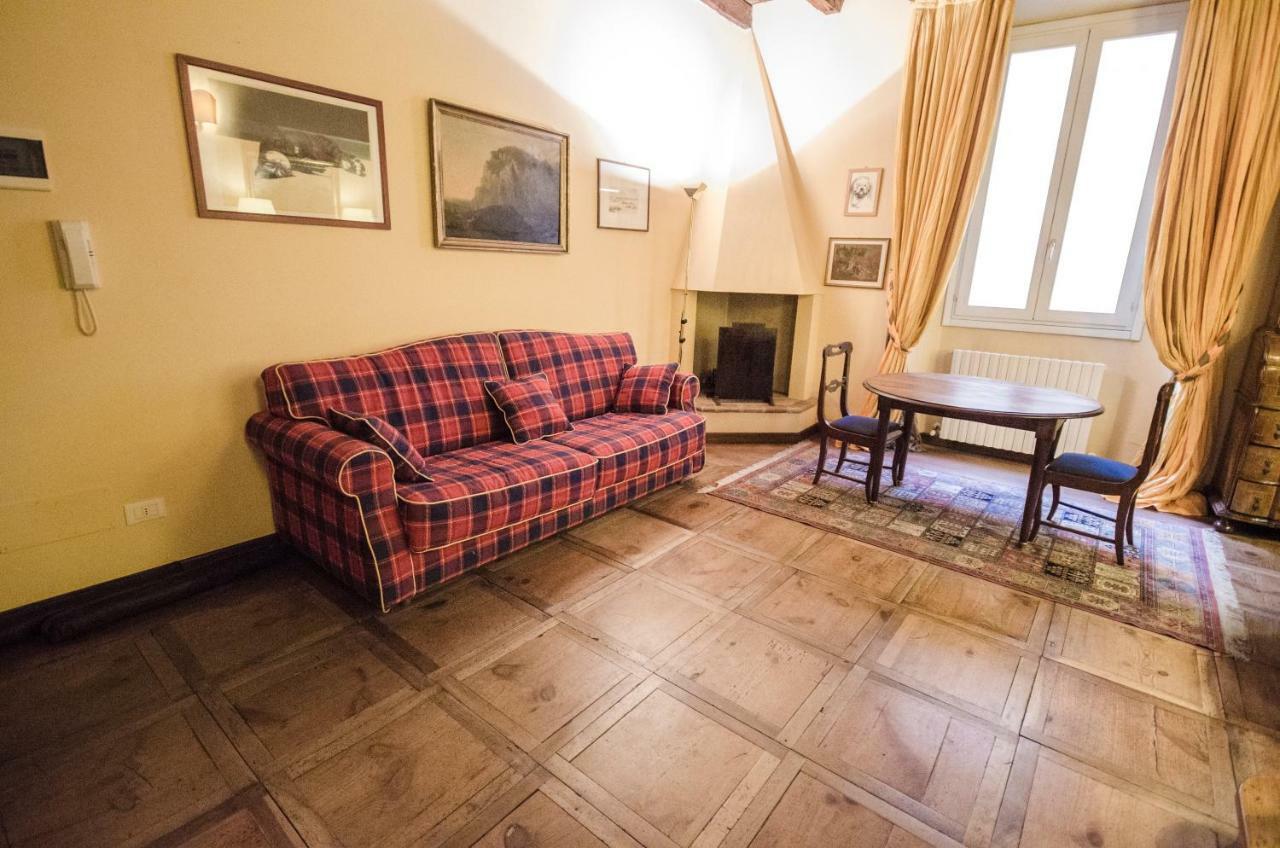 Garisenda Lodge Bologna Exteriör bild